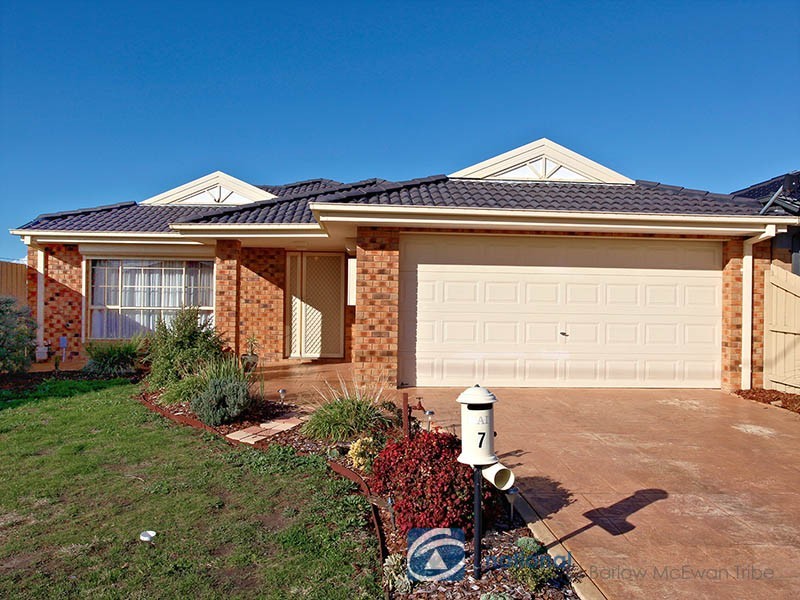 7 Douglas Court, Altona Meadows VIC 3028