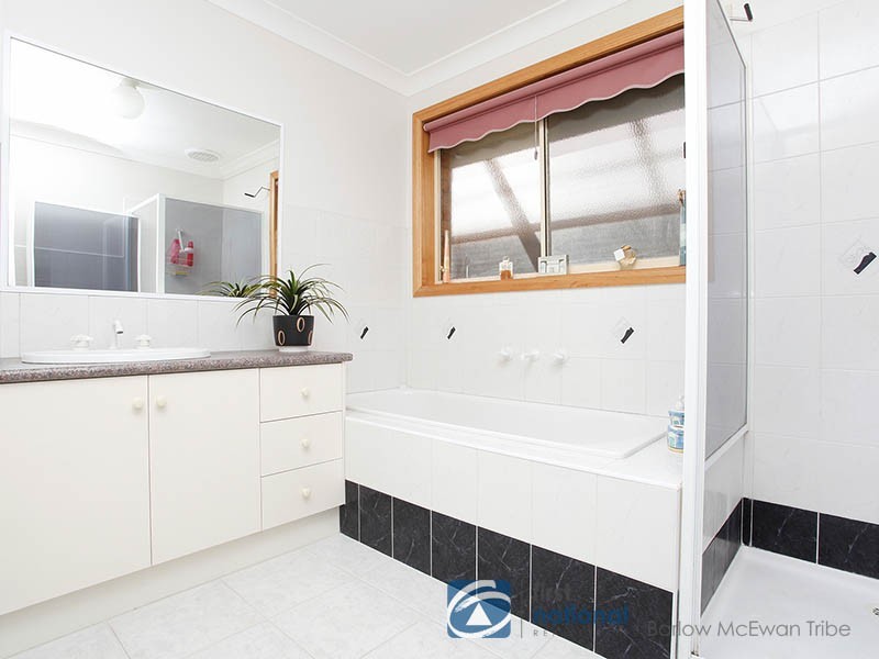 7 Douglas Court, Altona Meadows VIC 3028