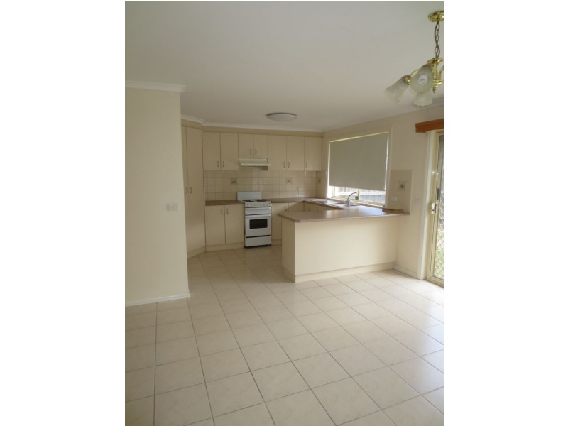 1/50 Victoria Street, Altona Meadows VIC 3028