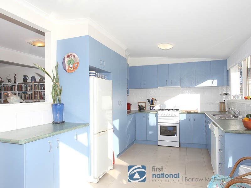 11 Central Avenue, Altona VIC 3018