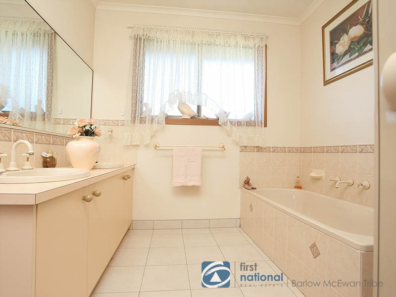 17 Romawi Street, Altona VIC 3018