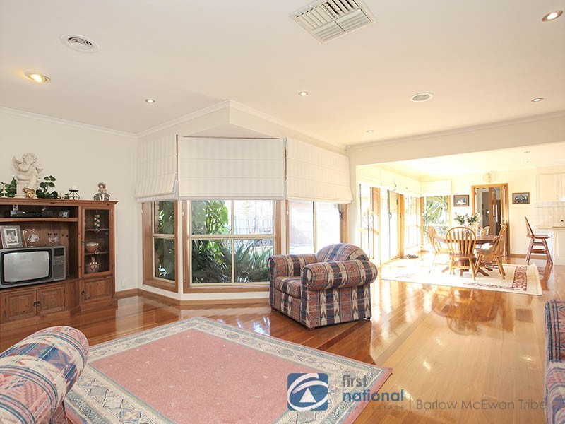 17 Romawi Street, Altona VIC 3018