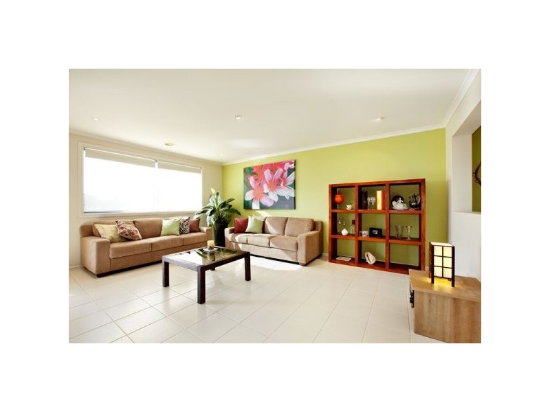 9 Vine Close, Point Cook VIC 3030