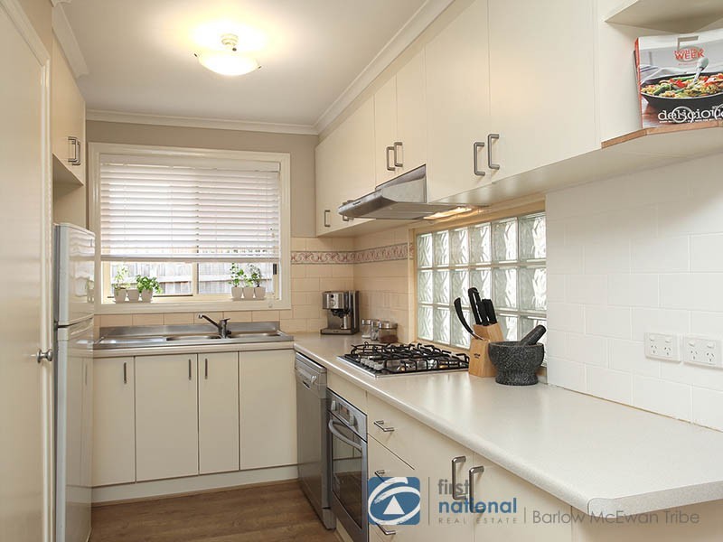 2/176 Queen Street, Altona VIC 3018