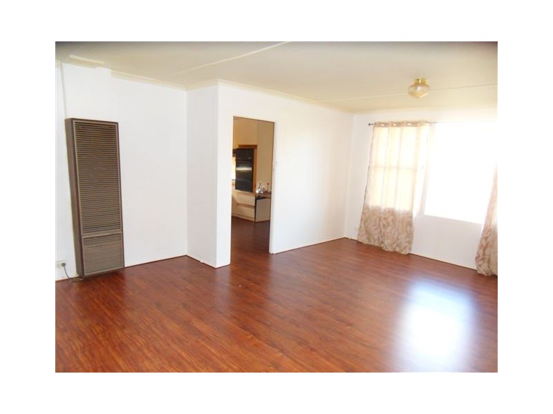 1 Snowden Street, Laverton VIC 3028