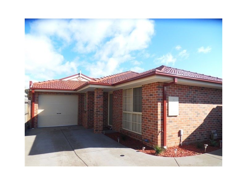 2/10 Sexton Court, Altona Meadows VIC 3028