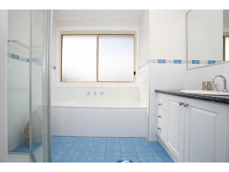 2 Jesse Court, Altona Meadows VIC 3028