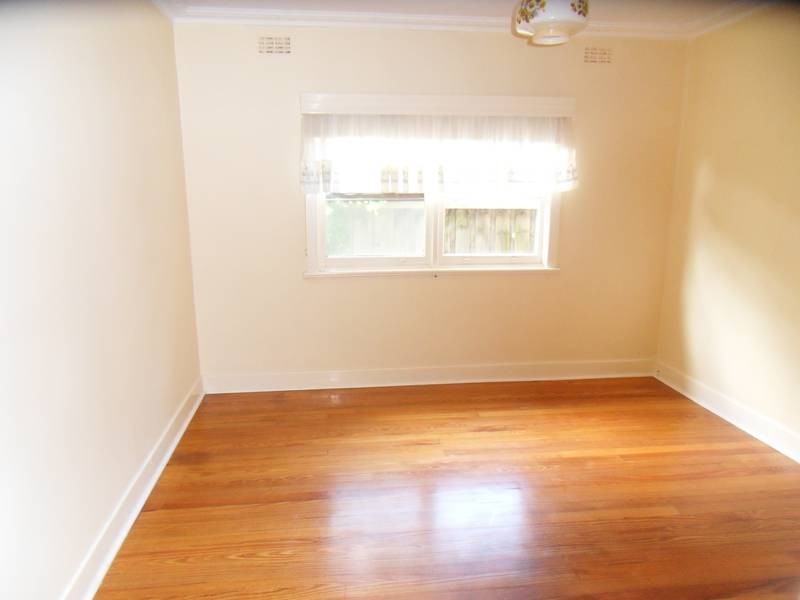 18 Clyde Street, Newport VIC 3015