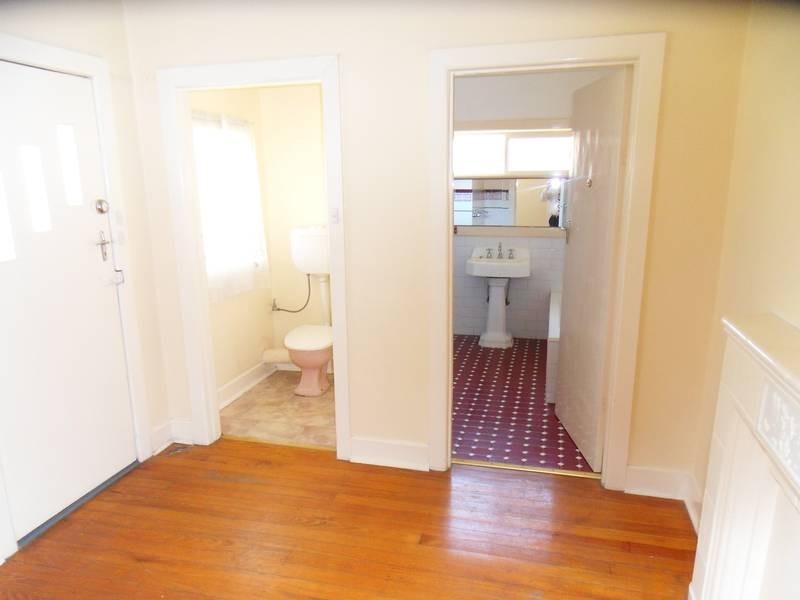 18 Clyde Street, Newport VIC 3015