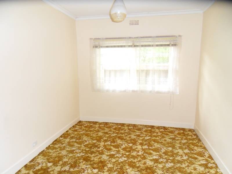 18 Clyde Street, Newport VIC 3015