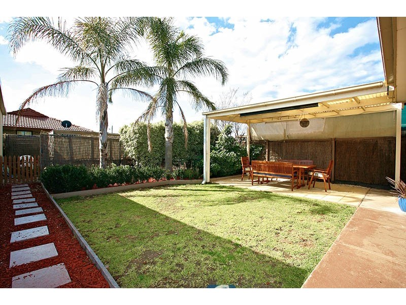 3 Dickenson Street, Altona Meadows VIC 3028