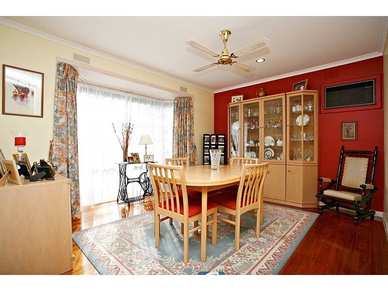 21 Burt Street, Altona VIC 3018