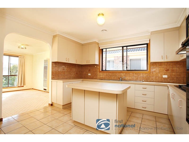 14 Dixon Court, Altona Meadows VIC 3028