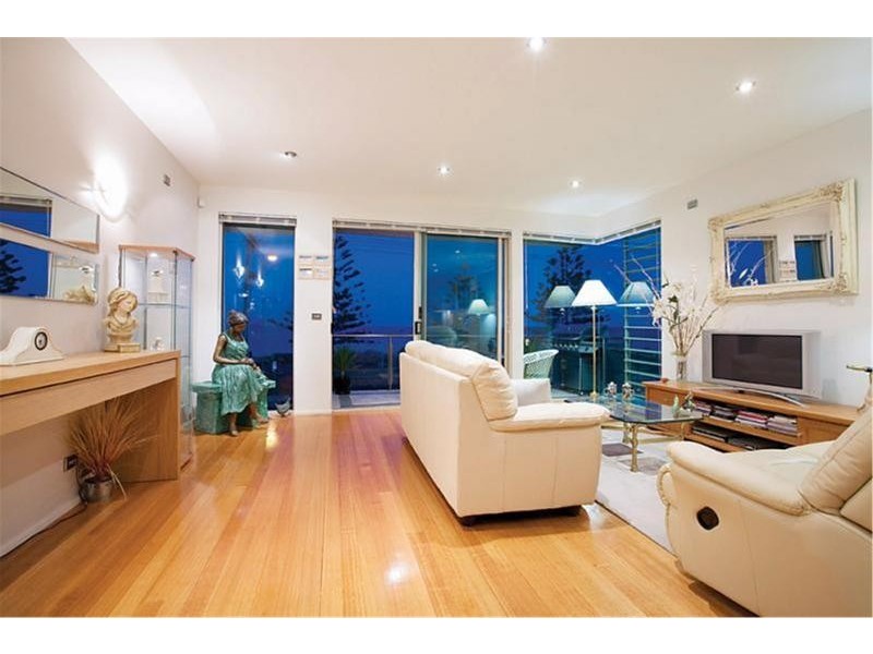 5A Esplanade, Altona VIC 3018