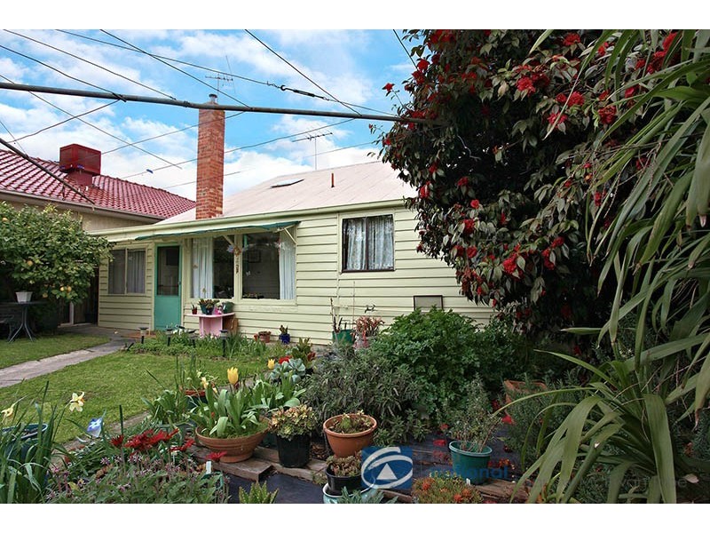 6 Junction Street, Newport VIC 3015