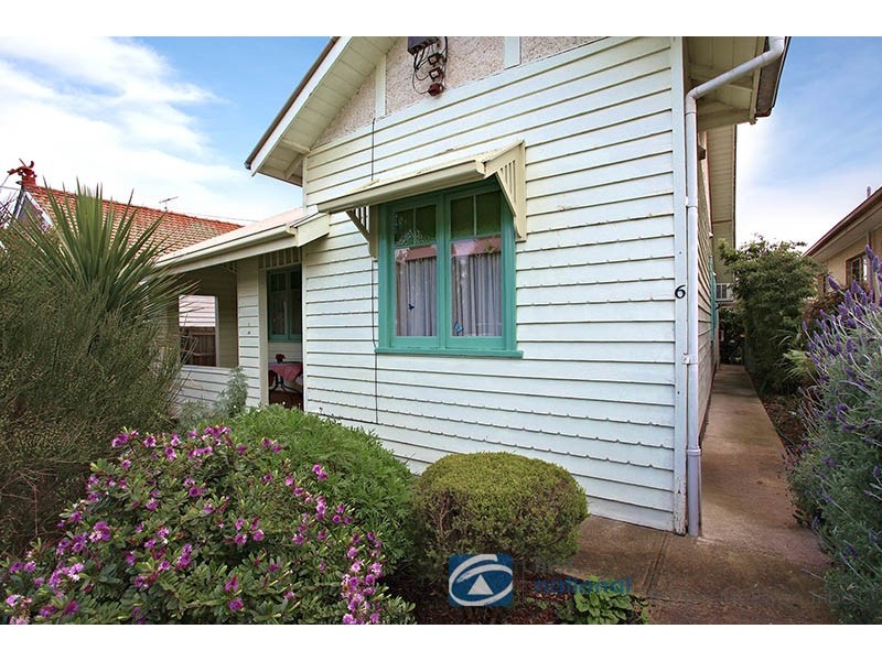 6 Junction Street, Newport VIC 3015