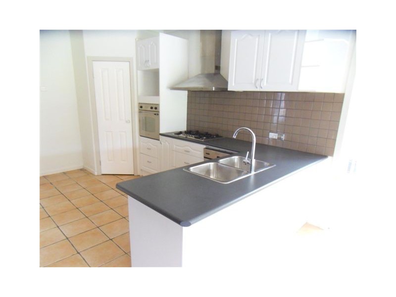 37 Kasem Drive, Werribee VIC 3030