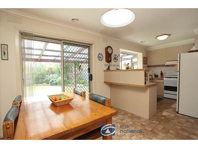 21 Simmons Drive, Altona VIC 3018