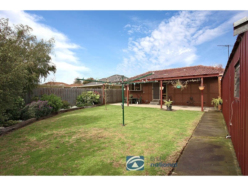 21 Simmons Drive, Altona VIC 3018