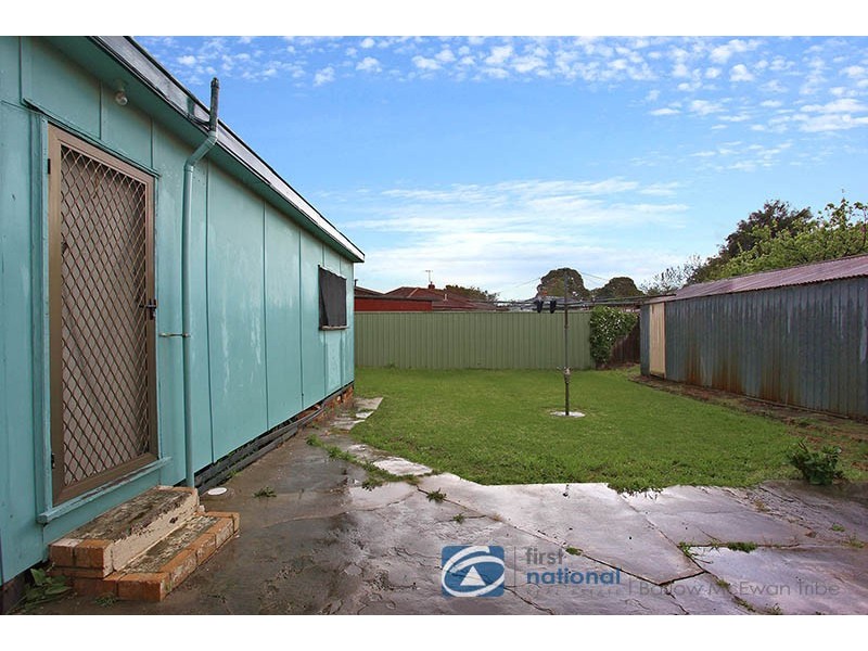 9 Cambridge Street, Altona VIC 3018