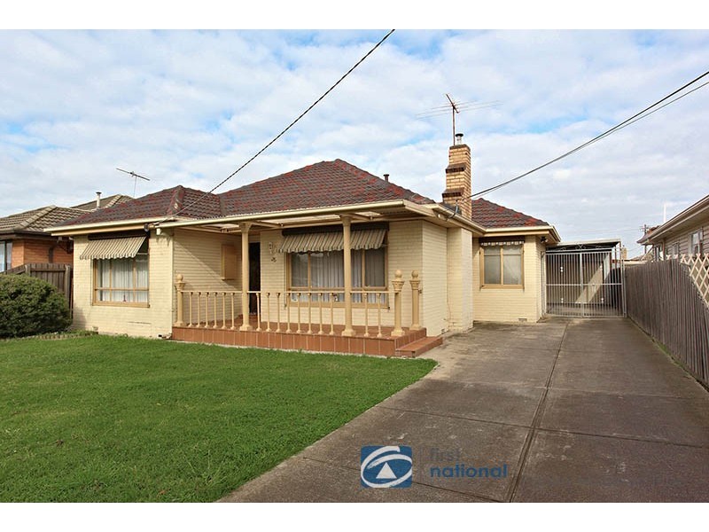 35 Fourth Avenue, Altona North VIC 3025