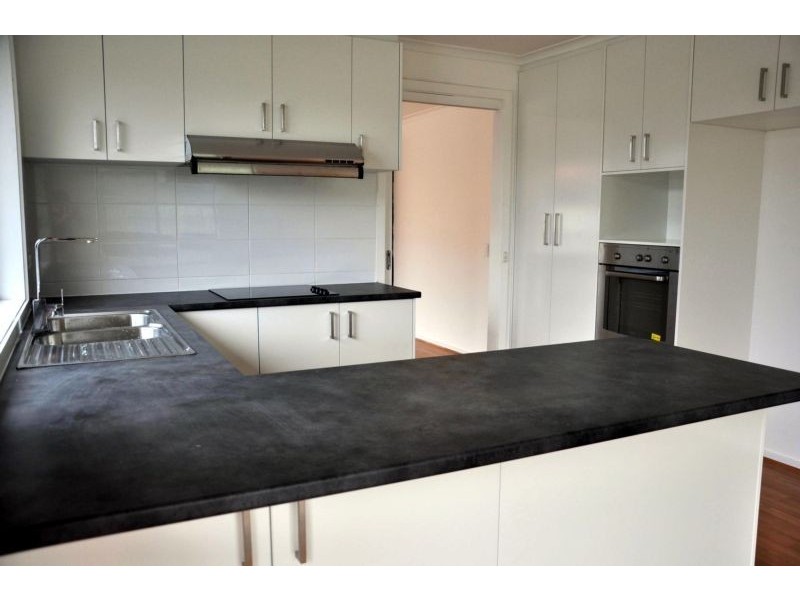 62 Epsom Street South, Altona Meadows VIC 3028