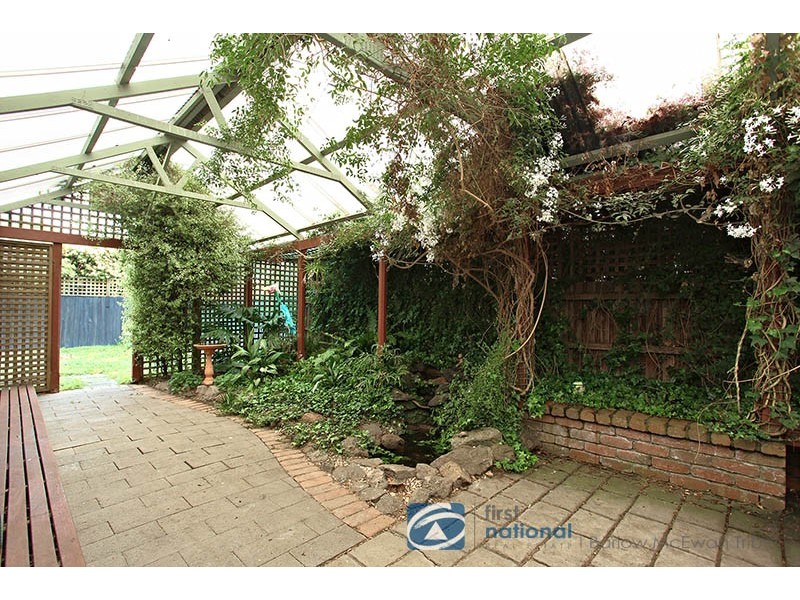 25 Lady Nelson Crescent, Altona Meadows VIC 3028