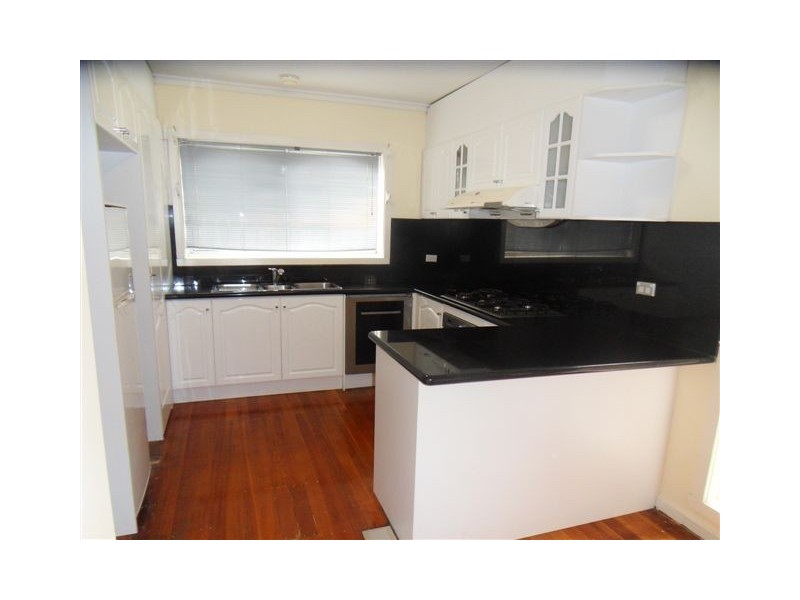 2 Lowe Avenue, Altona VIC 3018