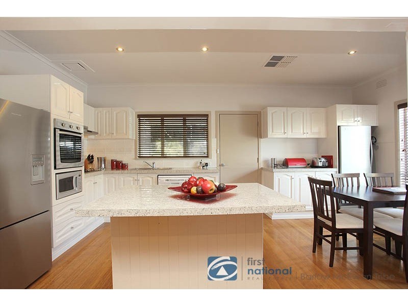 12 Seagull Avenue, Altona VIC 3018