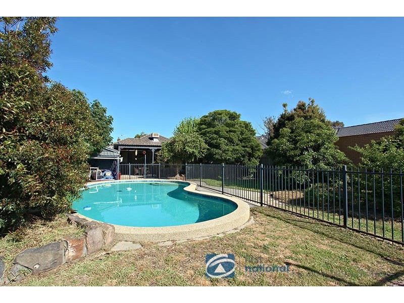 12 Seagull Avenue, Altona VIC 3018