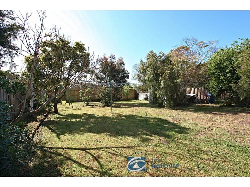 12 Seagull Avenue, Altona VIC 3018