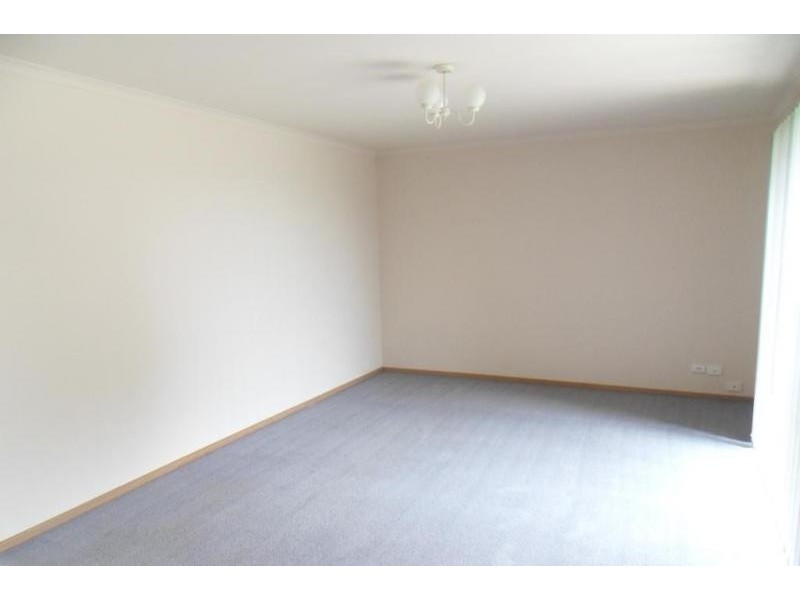 8 Hibiscus Court, Altona Meadows VIC 3028