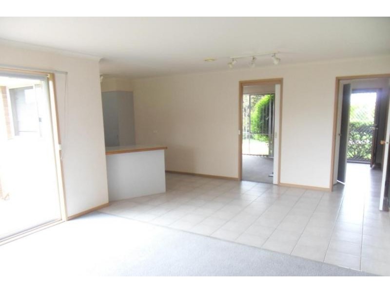 8 Hibiscus Court, Altona Meadows VIC 3028