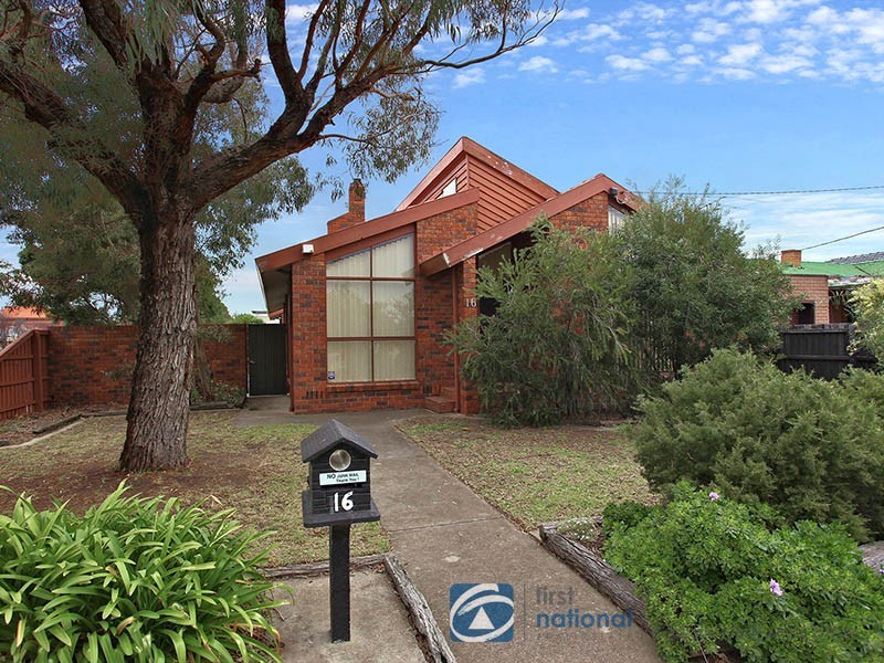 16 Davies Street, Altona VIC 3018
