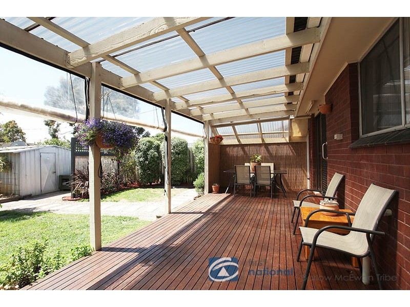 16 Kearney Avenue, Altona VIC 3018