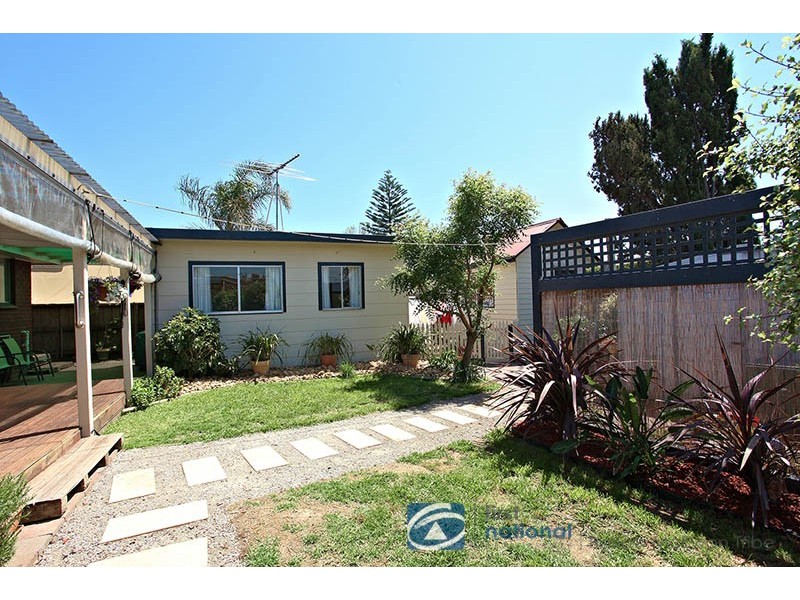 16 Kearney Avenue, Altona VIC 3018