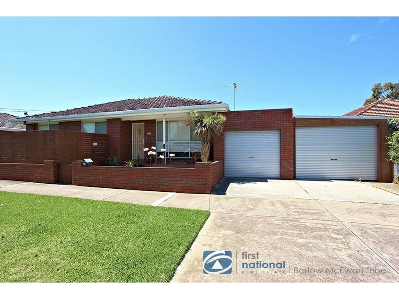 10 Acacia Avenue, Altona VIC 3018