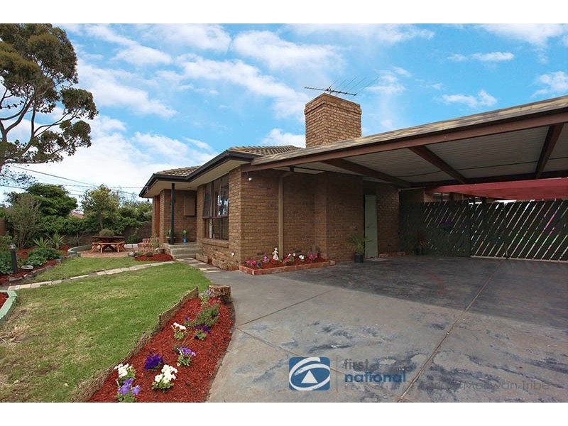 14 Pollywoodside Drive, Altona Meadows VIC 3028