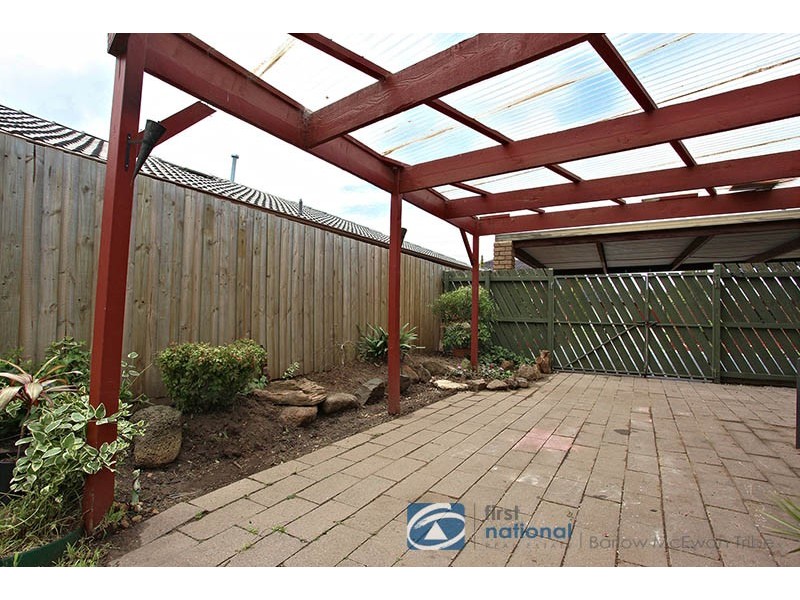 14 Pollywoodside Drive, Altona Meadows VIC 3028