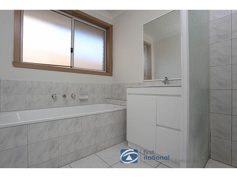 1/1 Littler Court, Altona Meadows VIC 3028