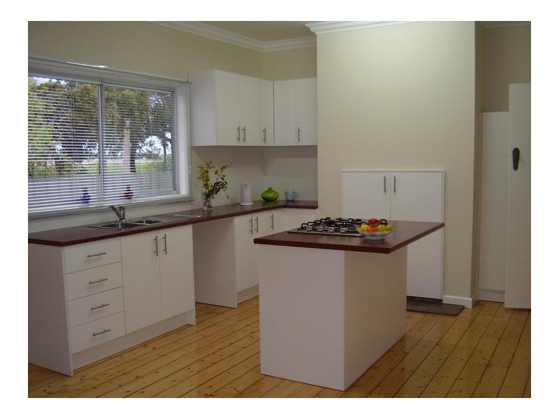 34 Ballan, Werribee VIC 3030