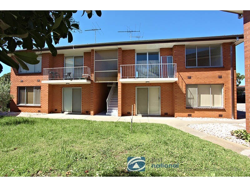 3/3 Robin Street, Altona VIC 3018