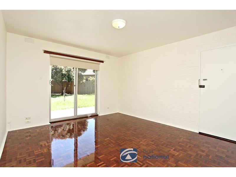 3/3 Robin Street, Altona VIC 3018