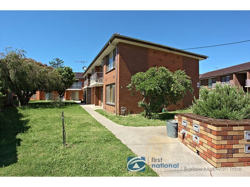 3/3 Robin Street, Altona VIC 3018