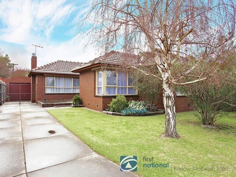 21 Simmons Drive, Altona VIC 3018