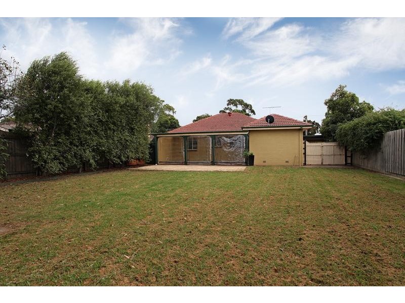 13 Lindwood Avenue, Altona VIC 3018