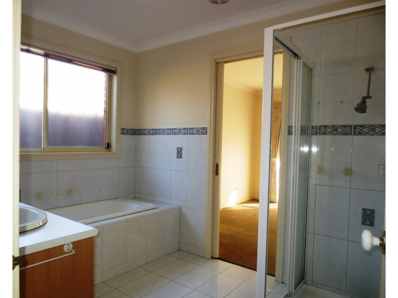 15 Cadogan Place, Altona Meadows VIC 3028