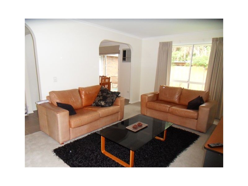 2/16 Webb Street, Altona VIC 3018