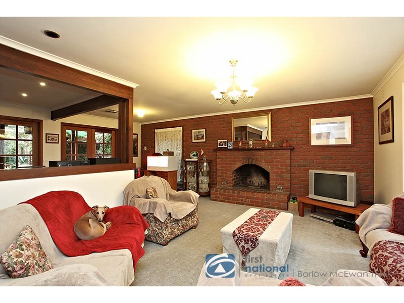 25 Lady Nelson Crescent, Altona Meadows VIC 3028