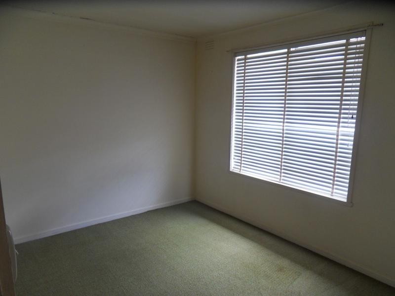 2/88 Kernot Street, South Kingsville VIC 3015